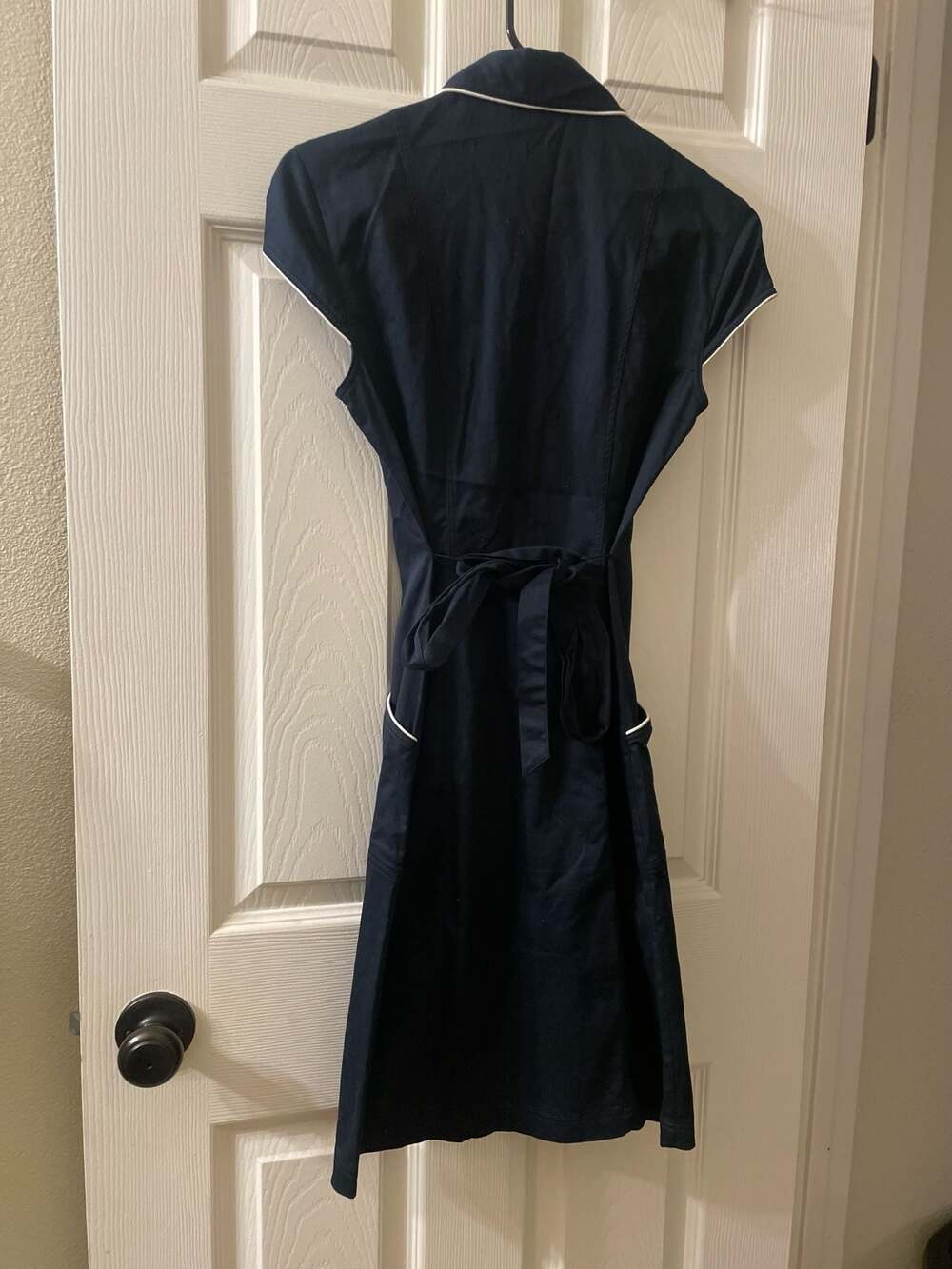 Express Stretch Navy Blue Shirt Dress with White Piping Size 1/2 - Picture 6 of 7